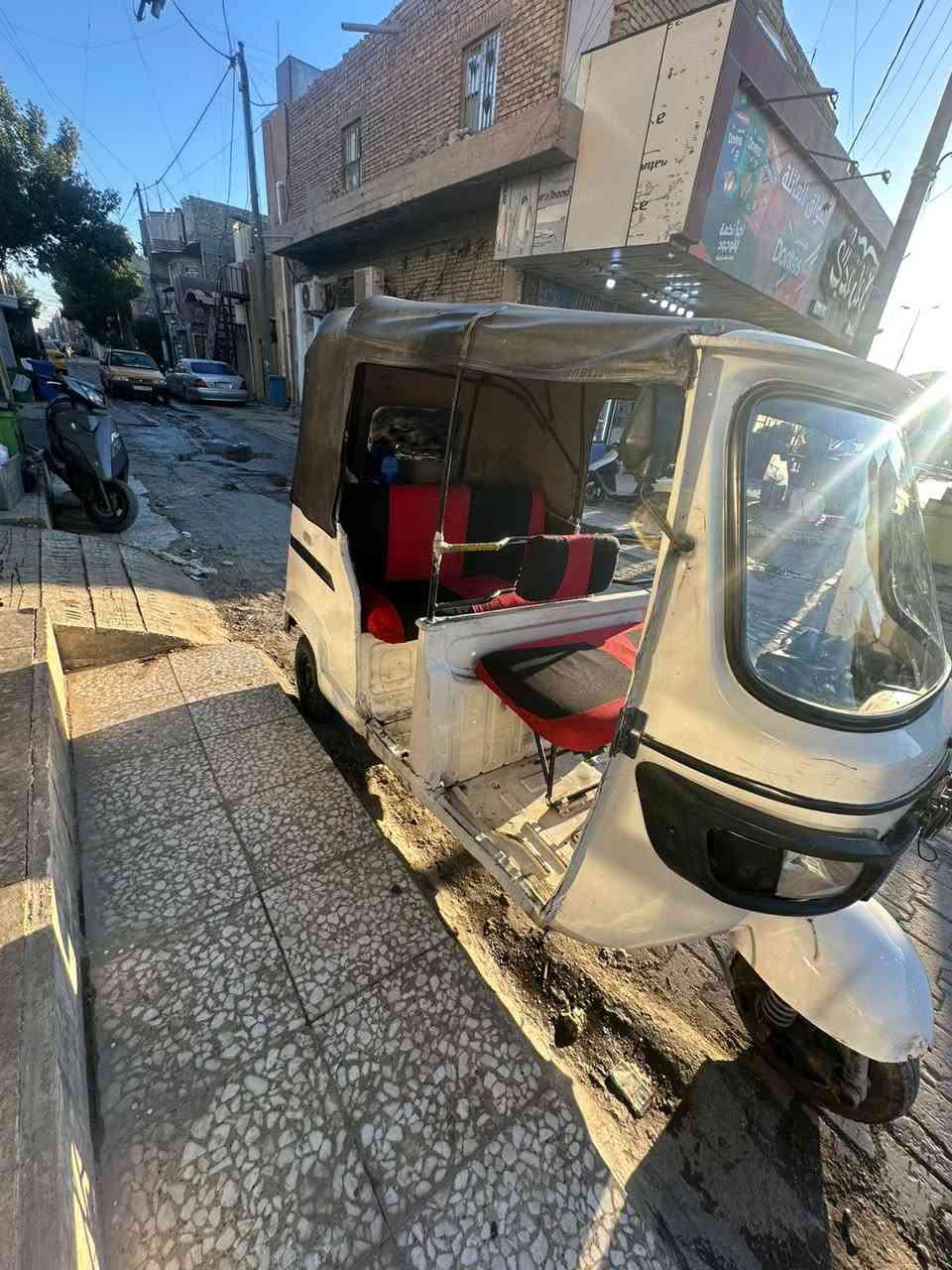 السلام عليكم ورحمة الله وبركاته تكتك مديل ١٧ اوراق اوراق اورق مكينه خير من الله لا تنقيص ولا تبخير السعر ب٣٧٥٠ وبيهه مجال حك جية الاتصال *********** اتصل وبيك خير وتدلل
