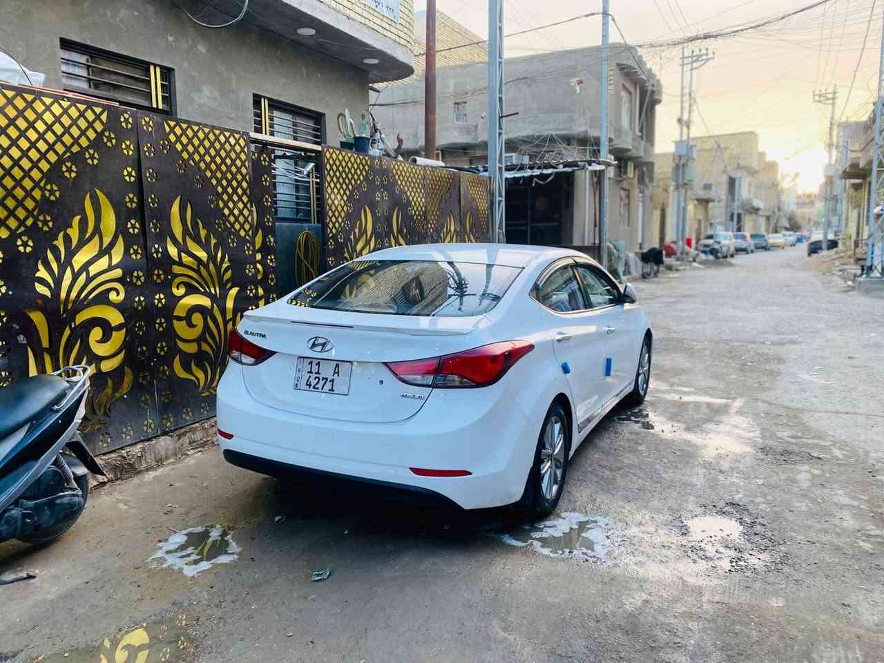 السلام عليكم  
الانتره  خليجي 2016
رقم بغداد بسمي 
ماشيه ١٢٥ حقيقي 
فول مواصفات 
  فتحه تبريد قطعتين 
كامره 
شاشه كبيره 
مري شفط
شاكر بل مري 
تحكم ستيرن 
محرك ١٨٠٠
مكان ميسان 
***********
سعر ١٢٠ 
 بيهه  صبغ  جاملغ وبنيد  بدون فتح
