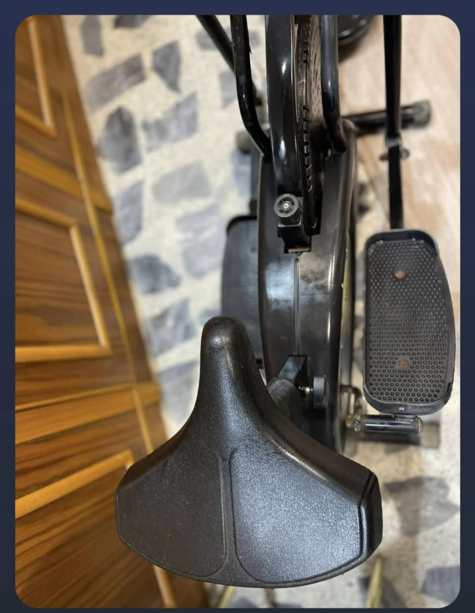 #للبيع جهاز رياضي جديد جدا نفس ماتشوفو بالصور 
السعر 90 الف وبي مجال 
المكان موصل /الايسر


**إذا كنت صاحب هذا الإعلان وتريد حذفه لأي سبب، رجاءا أرسل رسالة إلى الدعم الفني**