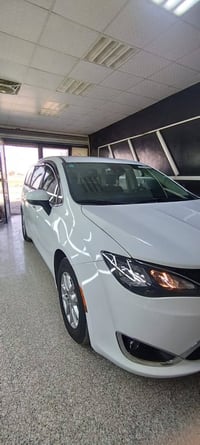 كرايسلر فيوجر23للبيع او مراوس للاستفسار اكثر اتصل على الارقام   078015...