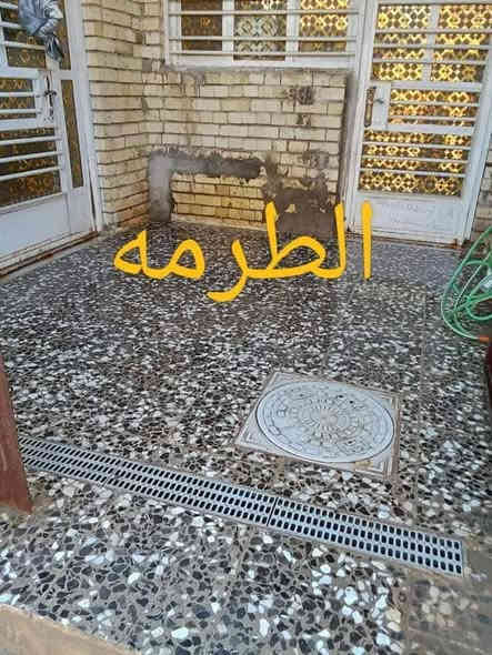 بيت للبيع طابقين زراعي قرار 117
105م واجهه 7م نزال 15م بيت نضيف بناء 2022
استقبال + مطبخ +حولي + غرفه نوم +مناور عدد 2 + حمام مشترك/ 
طابق الثاني 
غرف نوم عدد 2 + حولي + حمام مشترك  الغرفه الثانيه والبيتونه السقف ساندويج السطح اشتايكر
العنوان / شهداء البياع قرب مدرسه الصقور الأهليه ثاني بيت عن الركن عرض الفرع 15م المنطقه كامله من ماء وكهرباء ومجاري  
السعر/ على الخاص
رقم الهاتف /*********** واتساب واتصال
*********** اتصال
