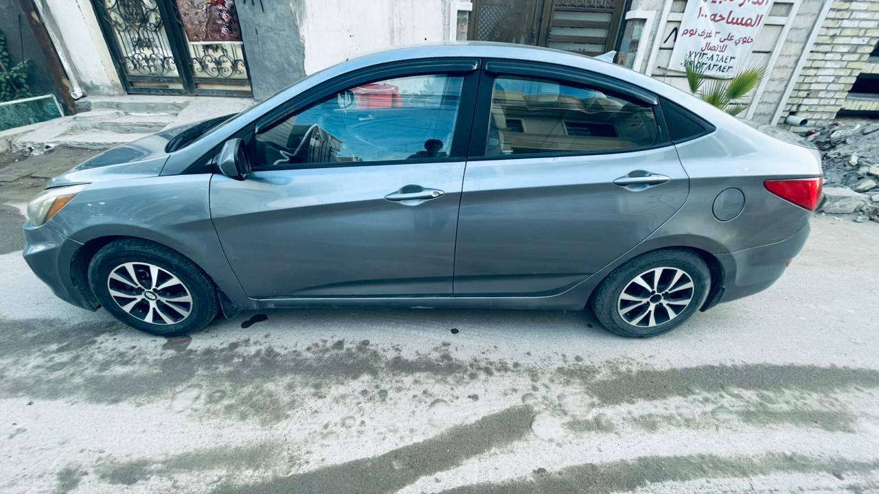 اكسنت موديل 2017 ماشية 94 
مكينه 1.6 
كير مكينه مكفولات 
بيها 3 قطع بدون كل دواخل 
تخم تاير وويل كب جديد بطارية جديدة
السياره نظيفة وتبريد جديد
بغداد الدورة 
السعر 96 وبيها مجال
 للاتصال
***********
