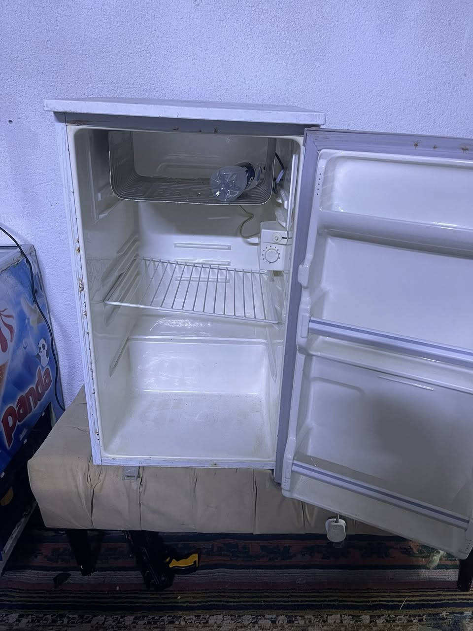 ثلاجه صغيره شرط الشغل باله مال كويت نوعيه ستار تيك خمس نجوم العنوان بصره  ***********
