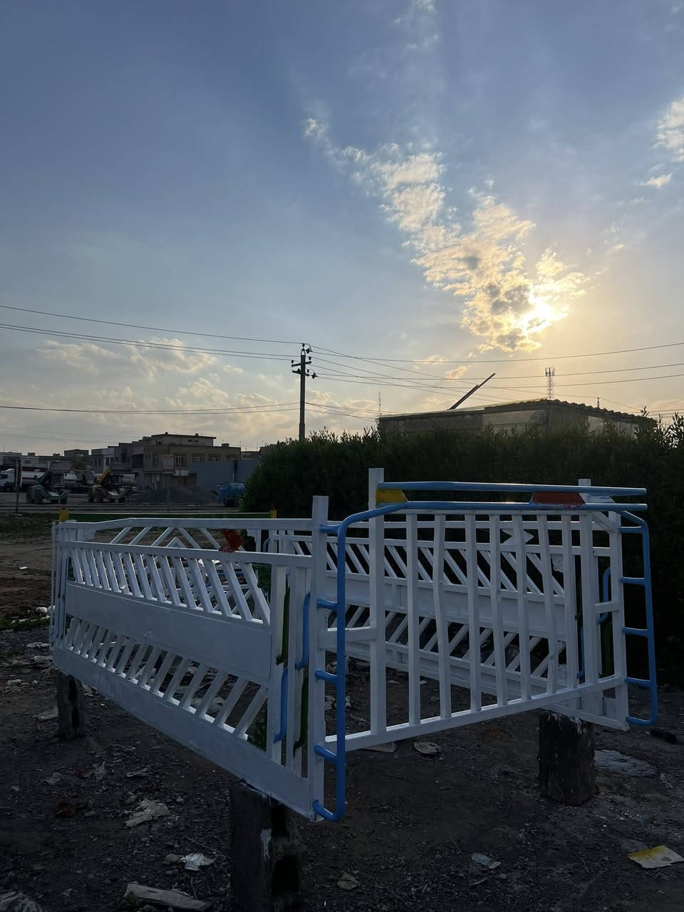 چەمچەی کیا جلال حداد مۆدێل کۆن بۆفرۆشتن تازە سبوغ کرایتەوە بۆ٤٠٠٠ دەبێت شکاوی نیە لۆکە  ***********
