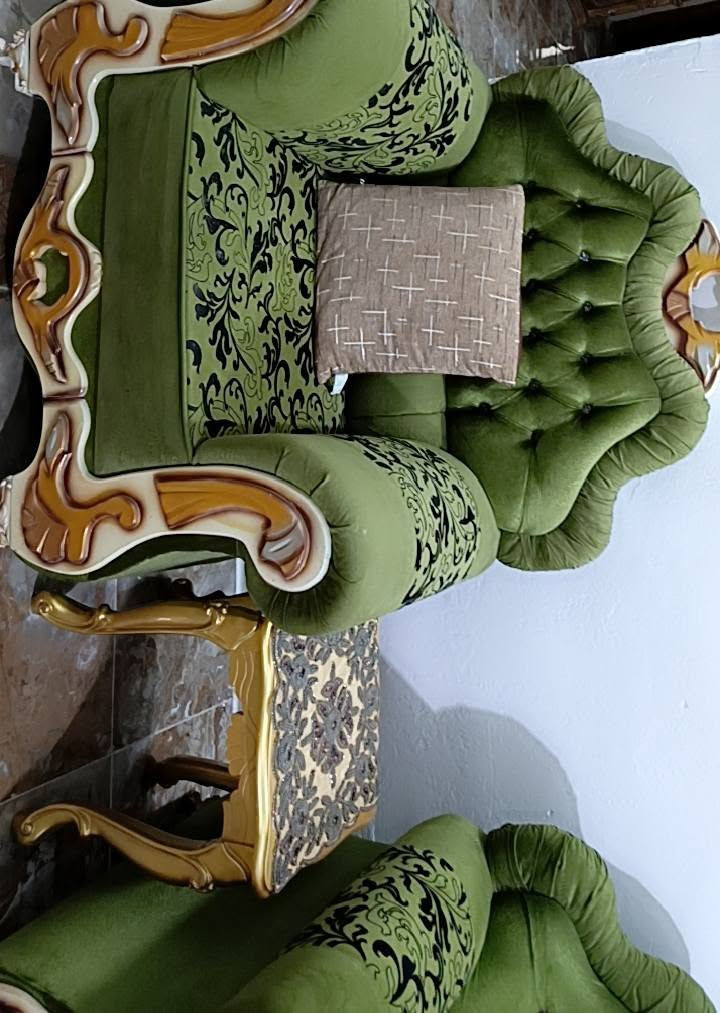 تخم للبيع نظيف جدا والسعر ع الخاص ***********
