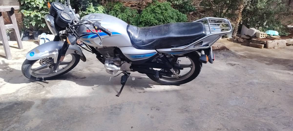 السلام عليكم دايون عضم مديل 21 رقم وسنويه بسمي انكليزي *********** عنوان كربلاء
