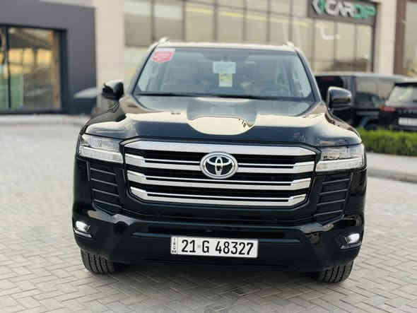 السلام عليكم لاندكروز 2025 GXR ساز ضمان 
ماشية 11 الف مكفوله كفاله عامه بالضمان 

رقم سليمانية باسمي تحويل او وكالة 

محرك 4000 V6 

شاشات 

مكان السيارة بغداد 

للاتصال // *********** 
للاتصال // ***********
