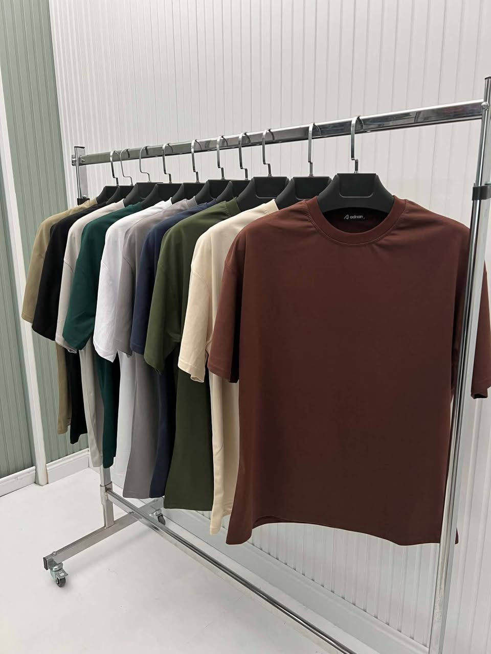 ERKEK SERİLİ OVERSİZE T-SHİRT 👕
✨ 24/1 Kalite Kumaş
✨ A+++ Premium Kalite
📏 Bedenler: S - M - L - XL - XXL (5’li Seri)

🔥 Oversize kesim – sezonun en trend modeli
🏬 Mağazalar için toptan satışa uygundur

📞 İletişim: 0090 539 946 74 10


**إذا كنت صاحب هذا الإعلان وتريد حذفه لأي سبب، رجاءا أرسل رسالة إلى الدعم الفني**