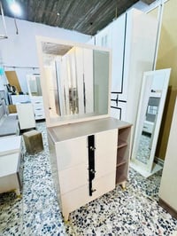 غرفة ٥ قطع • جديدة • واتساب