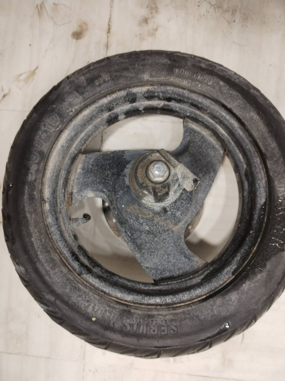 سلام عليكم خراض دراجة ٦٠ عصفو رية السعر ٦٠ الف وبي مجال رقم الهاتف ***********
