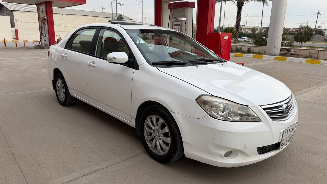 سلام عليكم 
(BYD G3) 2014
كير اوتماتيك
سياره بدون ضربه بدون صبغ
كير محرك بلاد شرط مامفتوح
موصفات معروفة:-
-حساسات 
-تحكمات ستيرن
-كشنات جلد
-فتحه سقف
رقم أربيل مكان السياره كركوك شرط التحويل والغرامات
والسعر 67 وبي مجال بسيييط 
للتواصل : ‭0770 857 2684‬ كركوك, العراق
