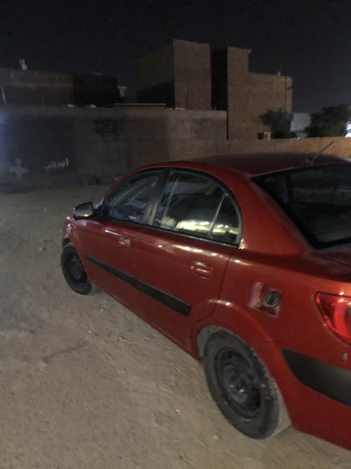 سلام عليكم كيا ريو
موديل ٢٠٠٨
الون احمر🔴
كير ومحرك جديد وتخبل
لاضربه ولاصبغً 
سعرة ٧٦وبيةً مجال 
العنوان الدوره السلطان الثالث 
***********
