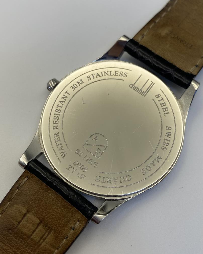 من التُحف و النوادر 
dunhill
بلادية بالكامل 
رجالي 
كوارتز 
قطر ٣٤


**إذا كنت صاحب هذا الإعلان وتريد حذفه لأي سبب، رجاءا أرسل رسالة إلى الدعم الفني**