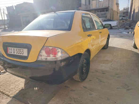 السلام عليكم
لانسر ٢٠١٠  مكينه وكير  ٢٠٠٠ جديده  مصارلها ١٥ شادها
رقم بغداد انكليزي  سنويه جديدة السياره مصبوغة حزام بيها طخه بل بدنه الاماميه  وفوك البك لايت شبر  وخياساتها ملكطه  صدرها خير من الله   راديتر وكمبريسر ومروحه جديد 
رقمها مميزز  اربع ارقام
معروضها ٦٨ وبيها مجال  وبخدمت الطيبين 
مكاني بغداد الامين الثانية
للستفسار ***********
