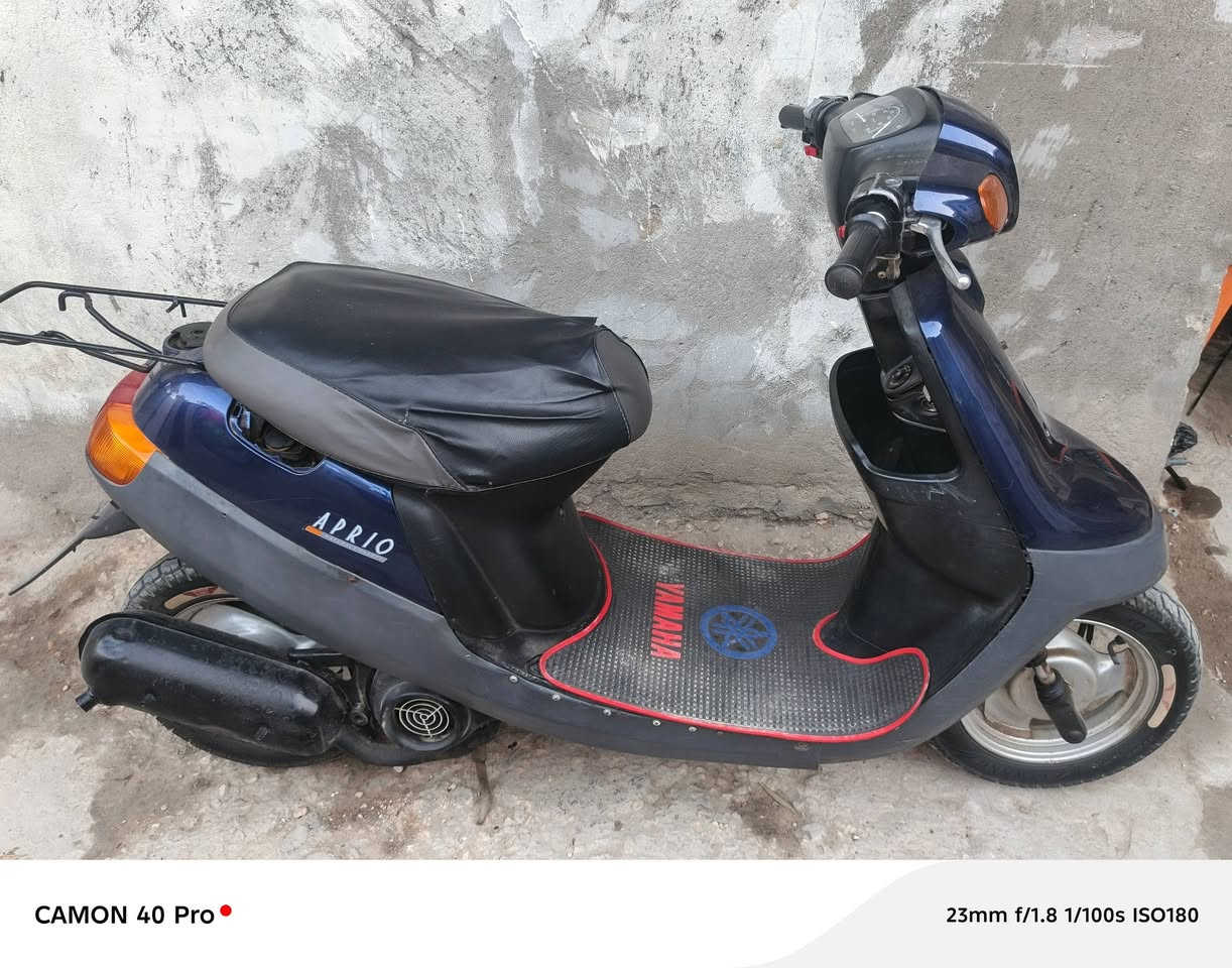 دراجه بطه 2003
دراجه خير من الله حلوه 
مفتوحه 
سعر 300 
للتواصل 
واتس ‏‪***********‬‏
