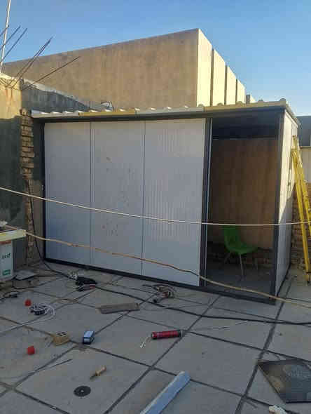 عمل كرفان 4×2
سيد عباس الحداد 
***********
