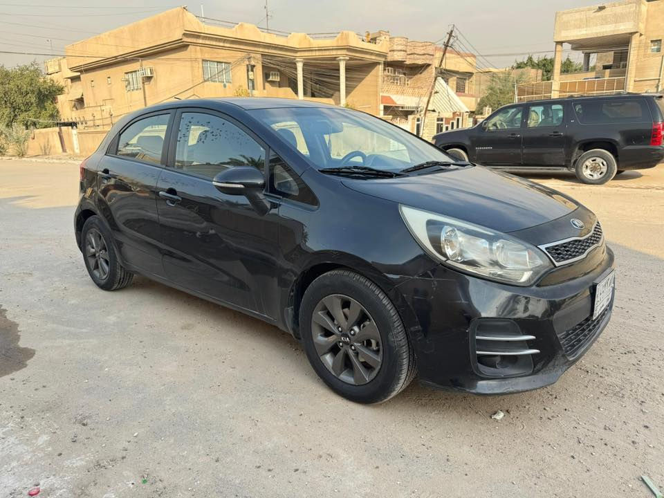 السلام عليكم
للبيع 

كيا ريو 2016 

استلام الدولية 

بچم كبس 

حادث الباب الي ورة السايق تعديل وصبغ 

ماشية 115 

المواصفات نص فول 

حساس خلفي 

كاميرا خلفية 

اشاير مري 

وباقي المواصفات المعروفة 

السعر 95 

مكانها بغداد حي الامين نواب الضباط 

***********
