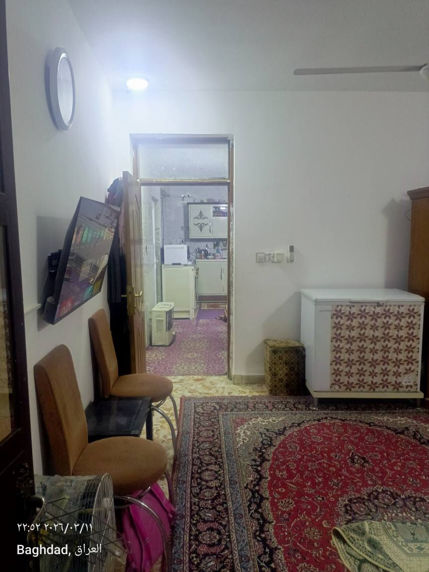 السلام عليكم دار للبيع 
50متر واجهة 5 نزال 10 طابقين مدخلين السعر 180 وبي مجال
الموقع الغزالية شارع المرور 
للاستفسار الاتصال على الرقم *********** بغداد, العراق
