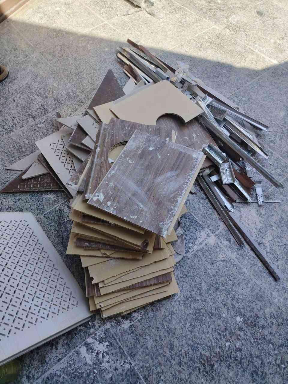 للبيع سقف ثانوي٤*٤نظيف جدا مع اثنين مروحات وحدة بيها خلل ب٣٠
@


**إذا كنت صاحب هذا الإعلان وتريد حذفه لأي سبب، رجاءا أرسل رسالة إلى الدعم الفني**