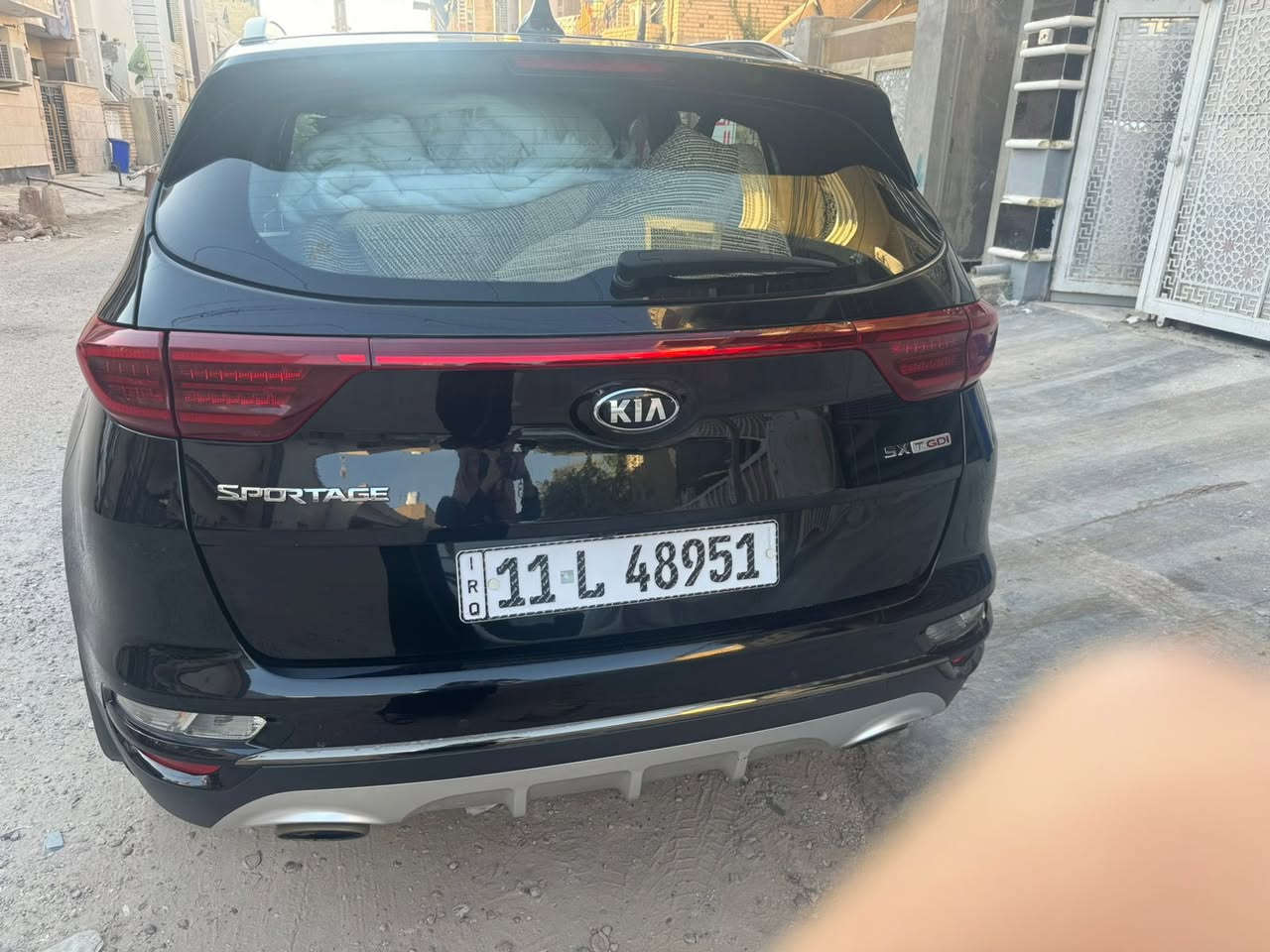 كيا سبورتج امريكي للبيع 
حادث بنيد وجاملغ بدون دواخل 
رقم بغداد بأسمي 
موديل 2022
فول مواصفات 
كلشي بيهه 
محرك 2400
بانوراما 
بصمه ابواب وتشغيل 
كشنات كهرباء وتدفئة  وتبريد 
انضمه قيادة ذاتيه 
رادار امامي  وخلفي 
فور ويل درايف 
كل مواصفات الكيا موجودة بيهه 
***********
السعر 17800
