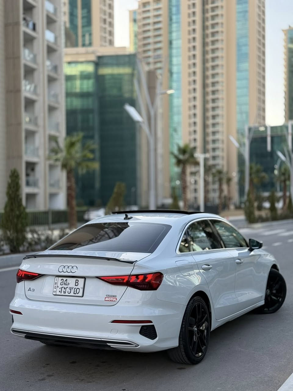 ﷽
‎سلام علیکم 

audi A3 quattro 🚀🇩🇪 2022

‎وارد : امریکی 

‎ماشیە : ٣٢ میل 

‎مودیل : ٢٠٢٢ 

‎فول فول مواصفات باموراما - بصمە - 

‎لایتات لید RS3 -کشنات  تدفئە  و جلد و کھربائی - رادارات امامی جانبی خلفی - شاشە کبیر اندروید و کاربلەی - کیج الکترونی - بریک بصمە - اتو هولد - اوتو ستارت ستوب - وهوایە مواصفات الاخرا ........

‎جاملغات امامی مصبوغ بدون دواخل ارباک ستیرن طاک رجع سستم شرکە 
سعر ١٨٨$ بی مجال
‎سنویە و رقم جدید اربیل . تحویل نفس الیوم 

‎مکان اربیل مدینە معارض : ***********
