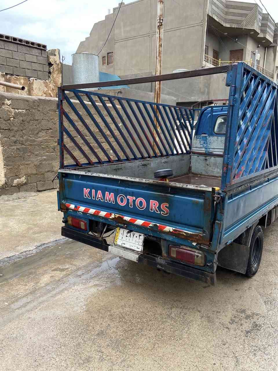 سلام عيكم كياحملً فنتيره موديل 1998 قماره قلاب شاصي شرط محرك كير اكسل كله شرط حصه كاز بيها سياره بسمي السعر 65 وبيها مجال الرقم ***********
