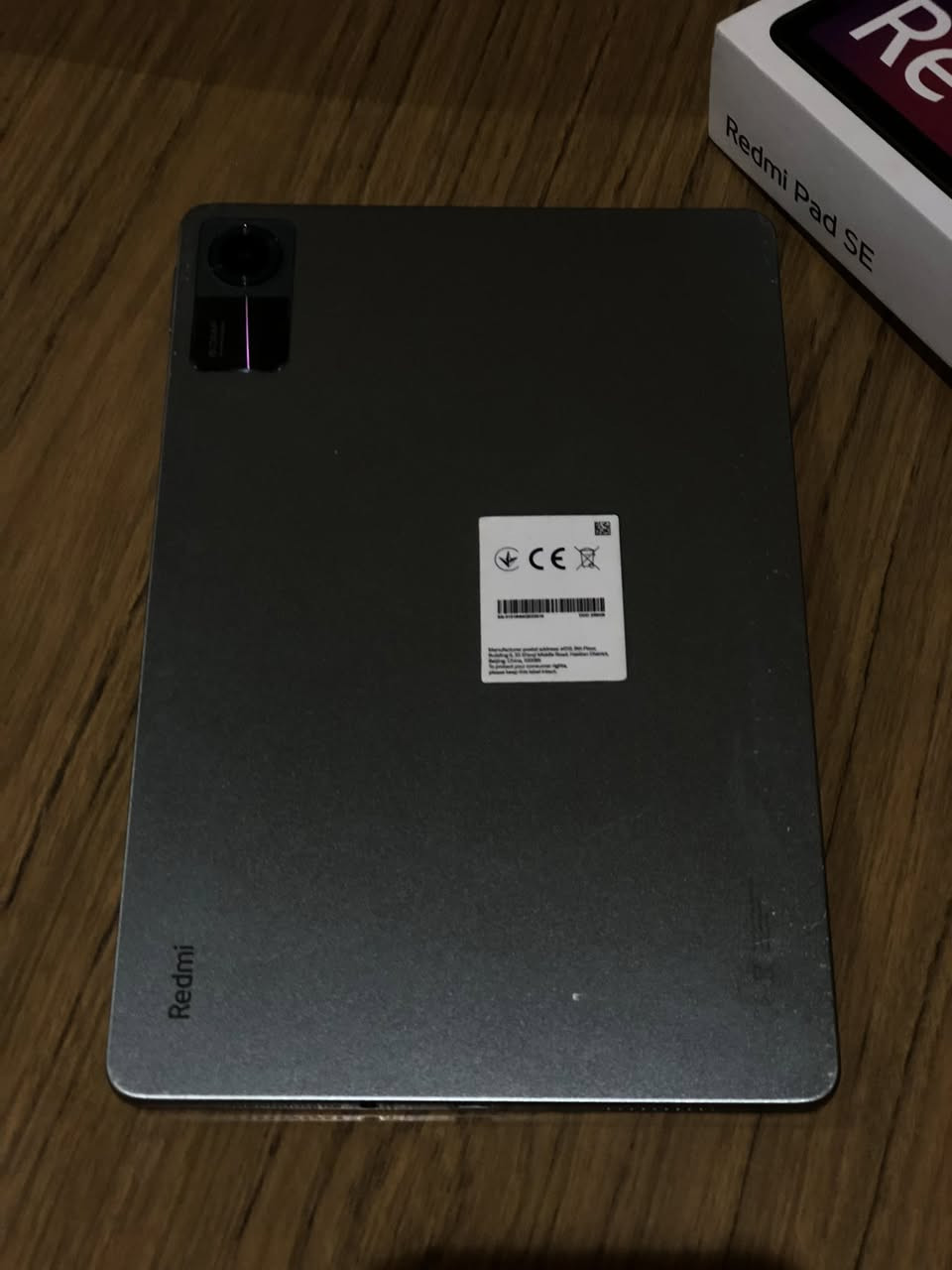 باد ريدمي 9E
ذاكرة 256
لون رمادي🩶

- *المعالج*: Mediatek Helio G80 ثماني النواة
- *الرام*: 3 جيجابايت
- *الذاكرة الخارجية*: يدعم بطاقة MicroSD

- *الكاميرا الخلفية*: أربع كاميرات بدقة 2 ميجابكسل
- *الكاميرا الأمامية*: 8 ميجابكسل
- *دقة الفيديو*: 1080P FHD

- *سعة البطارية*: 5020 مللي أمبير
- *نوع البطارية*: ليثيوم بوليمر
- *الشحن السريع*: يدعم بقوة 18 واط

- *نظام التشغيل*: أندرويد 10
- *واجهة المستخدم*: Xiaomi MIUI ¹
. 
. 
. 
استعمال قليل فقط للدراسة 
كلشي بلادي وممبدل 
. 
عنوان. بغداد /الدورة
السعر.160الف قفللل
ه‍. ***********
