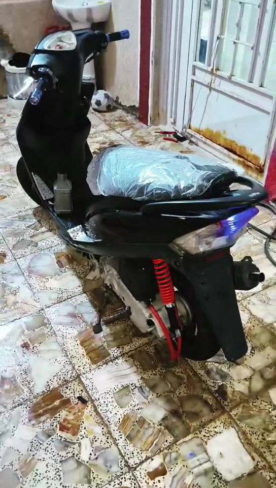 سلام عليكم ماكس عدله مكينه بلاديه ناعمة لا تنقيص ولا تبخير مكفولة فقط مبدل زنجيل شلعه ومعدل نكره سلف   
 إذا ماادك ١٢٠ تأخذه ابلاش لايت بك لايت شغال موديل الدراجه 2005 ماصارلهه هواي من طالعه من المعرض كلجات رياضي سعرهه ٥٥٠ وبيهه مجال مكاني واسط قضاء الحي الاستفسار راسلني خاص


**إذا كنت صاحب هذا الإعلان وتريد حذفه لأي سبب، رجاءا أرسل رسالة إلى الدعم الفني**
