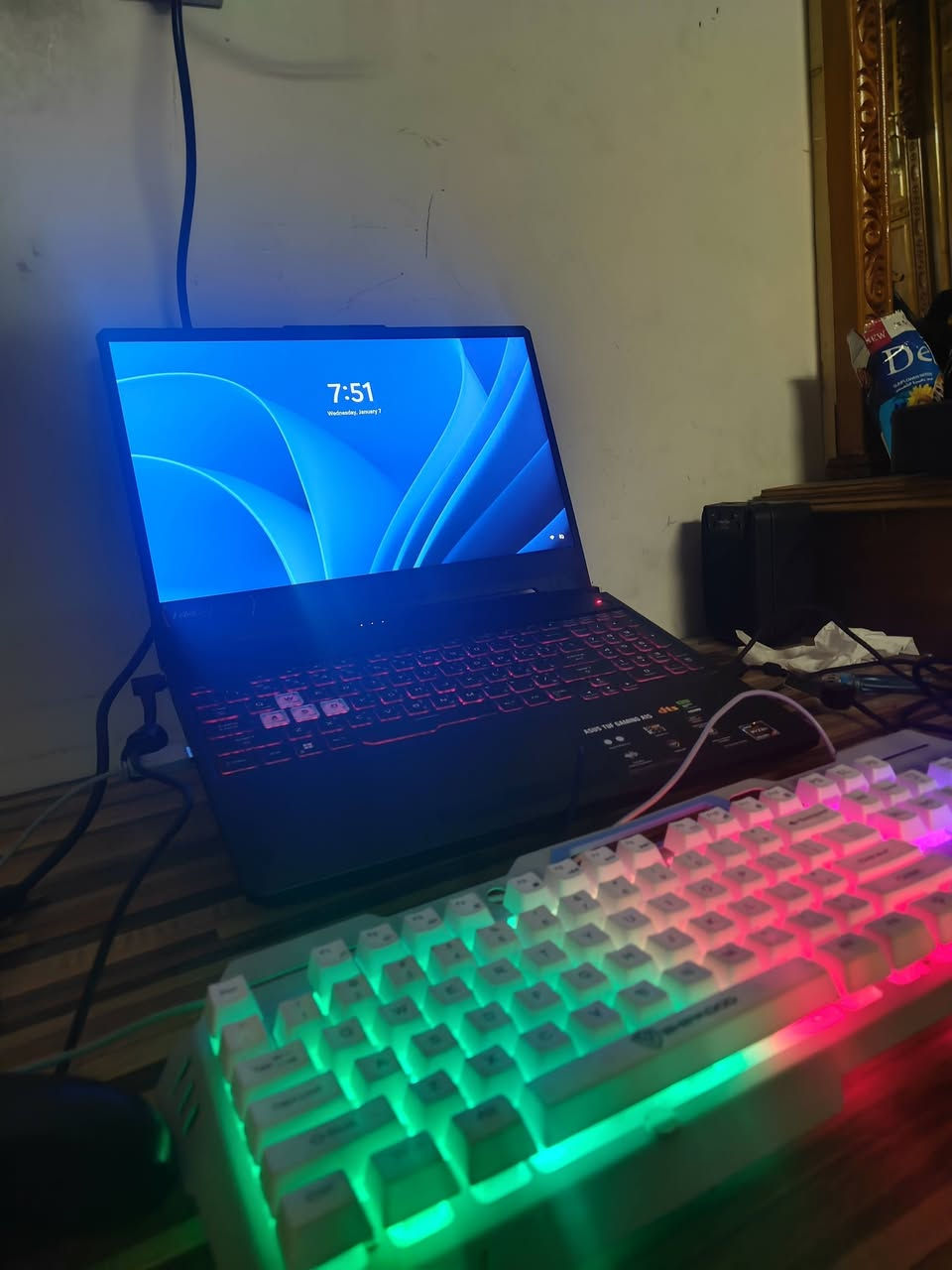 للبيع: ASUS TUF Gaming A15 – Gaming Laptop 🎮🔥
المواصفات الكاملة: السعر 850
🖥️ شاشة 15.6 إنش – 144Hz – Adaptive Sync
⚙️ معالج AMD Ryzen 7 – سلسلة 7000
🎮 كرت شاشة NVIDIA GeForce RTX 3050
💾 رام 16GB DDR5 بسرعة 4800MHz
🚀 تخزين 512GB SSD NVMe (ويَدعم إضافة SSD ثاني)
🎧 صوت DTS Audio + AI Noise Cancellation
🔥 تبريد قوي Dual 83-Blade Fans
⌨️ كيبورد بإضاءة ASUS AURA RGB
🛡️ تحمّل عالي Military Grade Durability
🔌 HDMI / Wi-Fi / Bluetooth
🔋 بطارية وشاحن أصلي انطيك ويا كيبورد وموس
عنواني بغداد الشعب سعر 850 رقمي ***********
