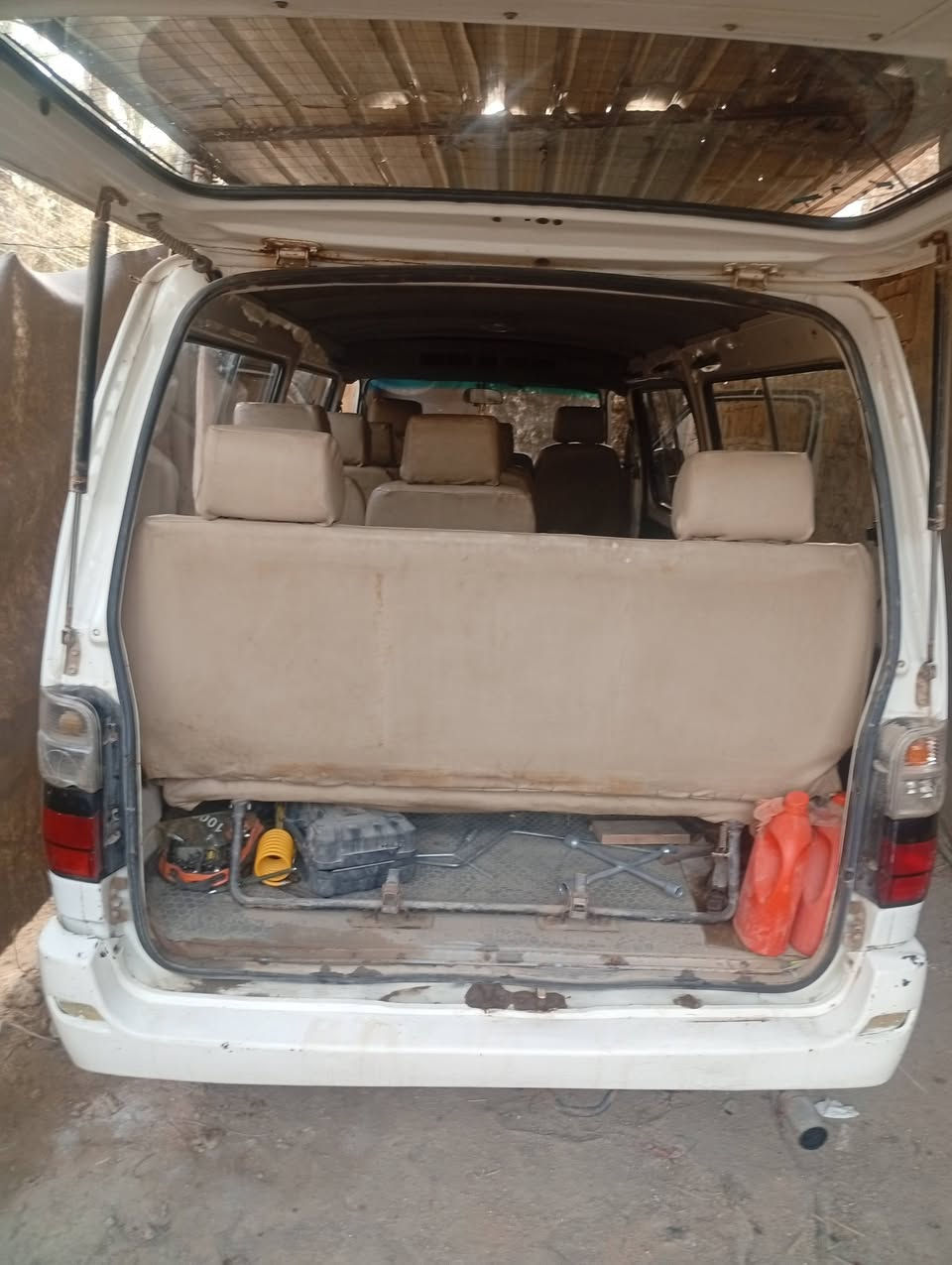 جنبي 2008رقم نگليزي ذي قار مصفره من كلشي بيه صبغ البجم وتنقيص قليل مامشتغله على خط السعر 50الاستفسار على الواتساب ***********سكني كربلاء
