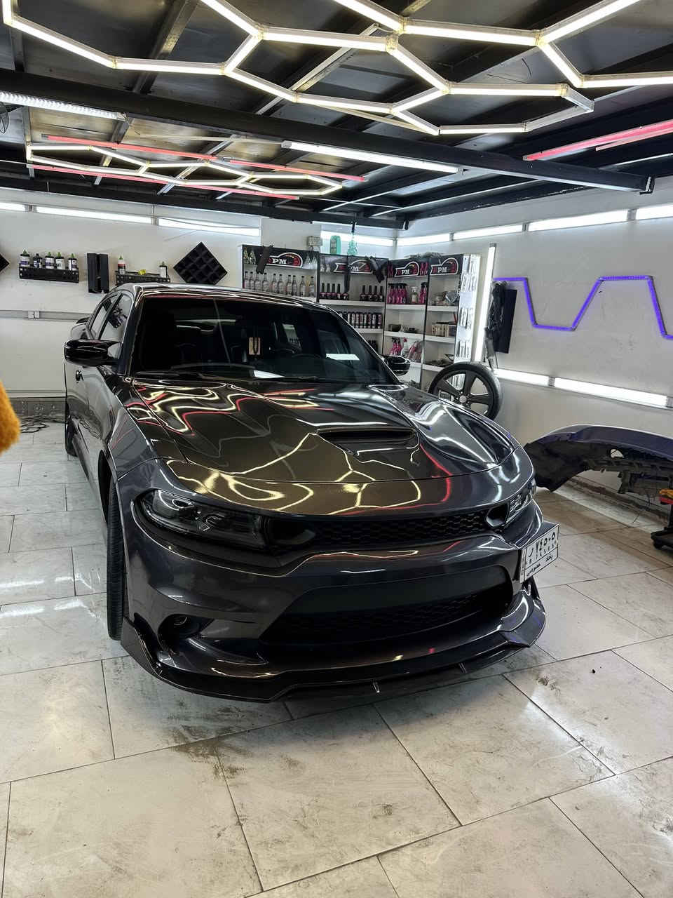 SXT plus
اعلى فئة بال
 فول مواصفات خنك ماعدا الراداراتSXT
سيارة موديل 2019 ماشية 62
حادثها بچم والسيارة بنيد ودعامية SRT
رقم بغداد باسمي
السعر 190  وبيها مجال للشراي


**إذا كنت صاحب هذا الإعلان وتريد حذفه لأي سبب، رجاءا أرسل رسالة إلى الدعم الفني**