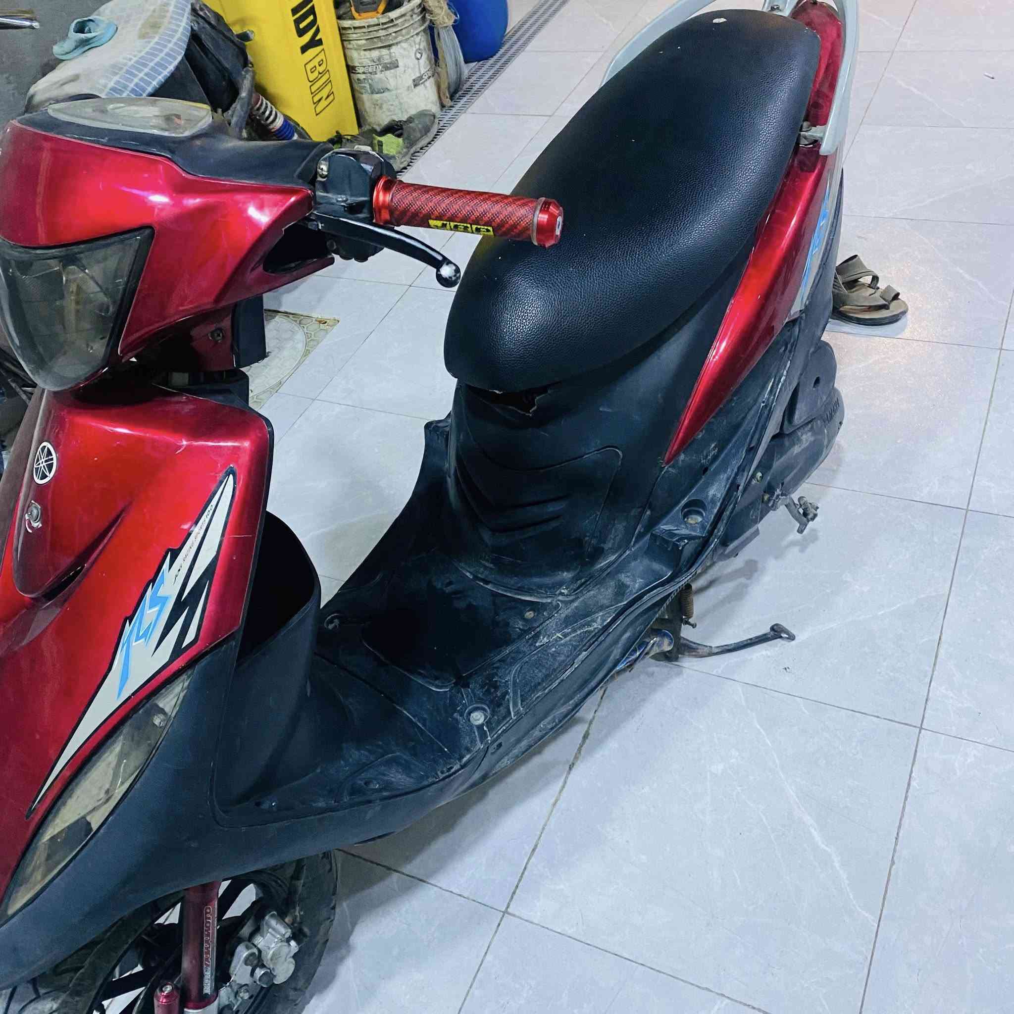 كفراته الاصليه موجوده ختم واحد ويه المكينه
مامفتوحه شرط الفحص 

نواقصه عرموطه هندر 
قفل جنطه 
الباقي كله شغال وشرط الفحص 
رقمي *********** مكاني ناصريه مركز السعر خاص
