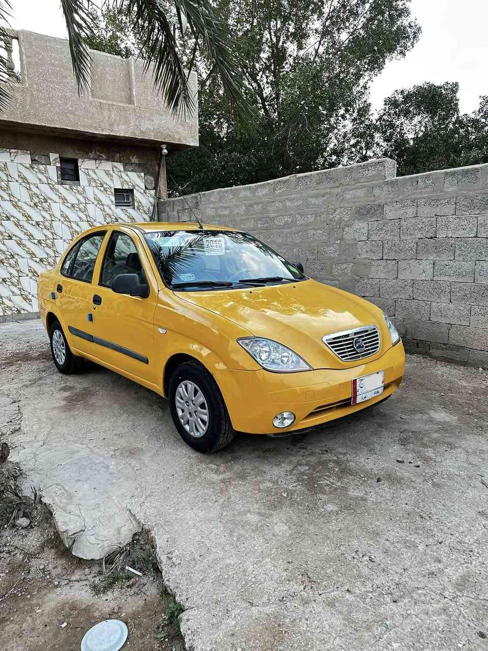 سلام عليكم / للبيع طيبة موديل 2015 رقم بغداد 
السياره مكفوله من الضربه والصبغ والتبديل 
مكفول كير و مكينه و حداديه صدر خلفي والمامي 
تبريد ثلج ❄️ وتدفئة 
شواصي مكفولات 
مصفره هيئة و الغرامات 
تحويل مباشر 
السعر / 41 وبيها مجال بصيط
العنوان / بغداد جسر ديالى الجديد 
الأتصال فقط /. ***********
