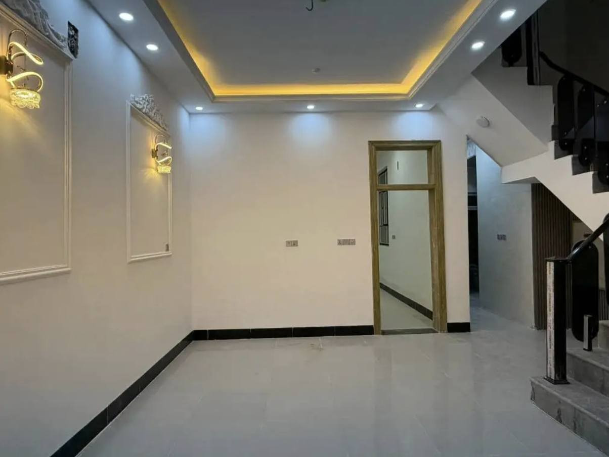 دار زراعي للبيع ابو غنم بل ١٠٦ لبيت شغل درجه أوله  مساحه ١٥٠متر  استفسار***********
