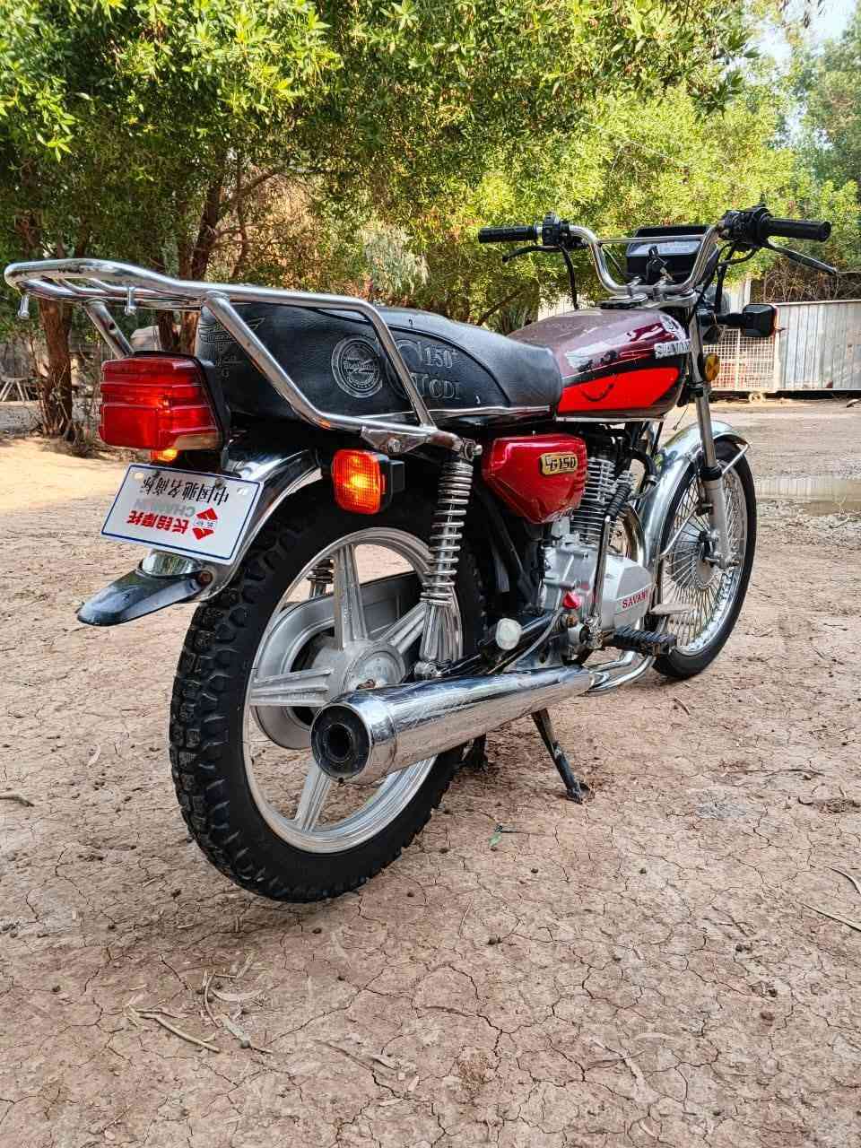 السلام عليكم دراجه 5 جير المكان  السعر 400 بيها مجال بغداد حي طارق  ***********
