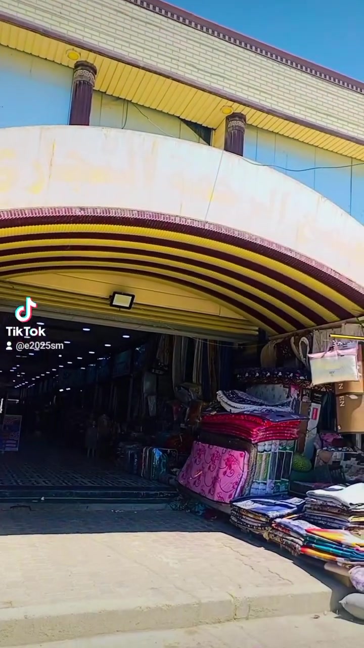 ملابس اوروبيه جديد با ليبل 
كلشي و اي شي بس 5 الالف فقط 
سيت متكون من 2 قطعه عليك أو عليج بس 5 الالف دينار فقط لاغيرها


**إذا كنت صاحب هذا الإعلان وتريد حذفه لأي سبب، رجاءا أرسل رسالة إلى الدعم الفني**