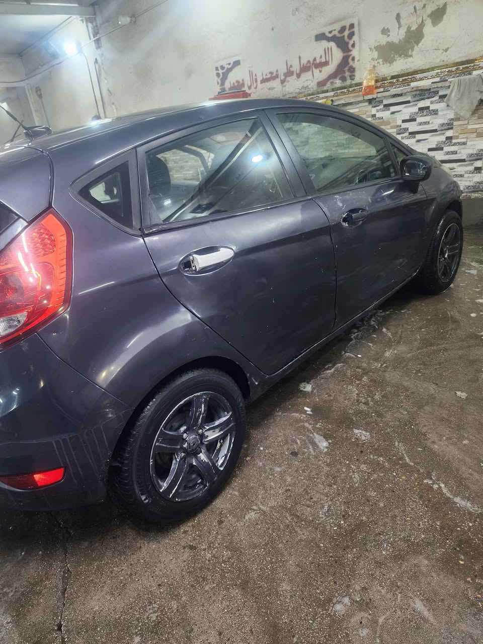 فورد فيزتا ٢٠١٣ مكينة وكير وتبريد رقم بصرة انكليزي بعدهن بالمرور الوصل عندي مكينة وكير وتبريد راعية يريد تحويل 
السعر ٤٨ بية مجال قليل
تلفون ***********
