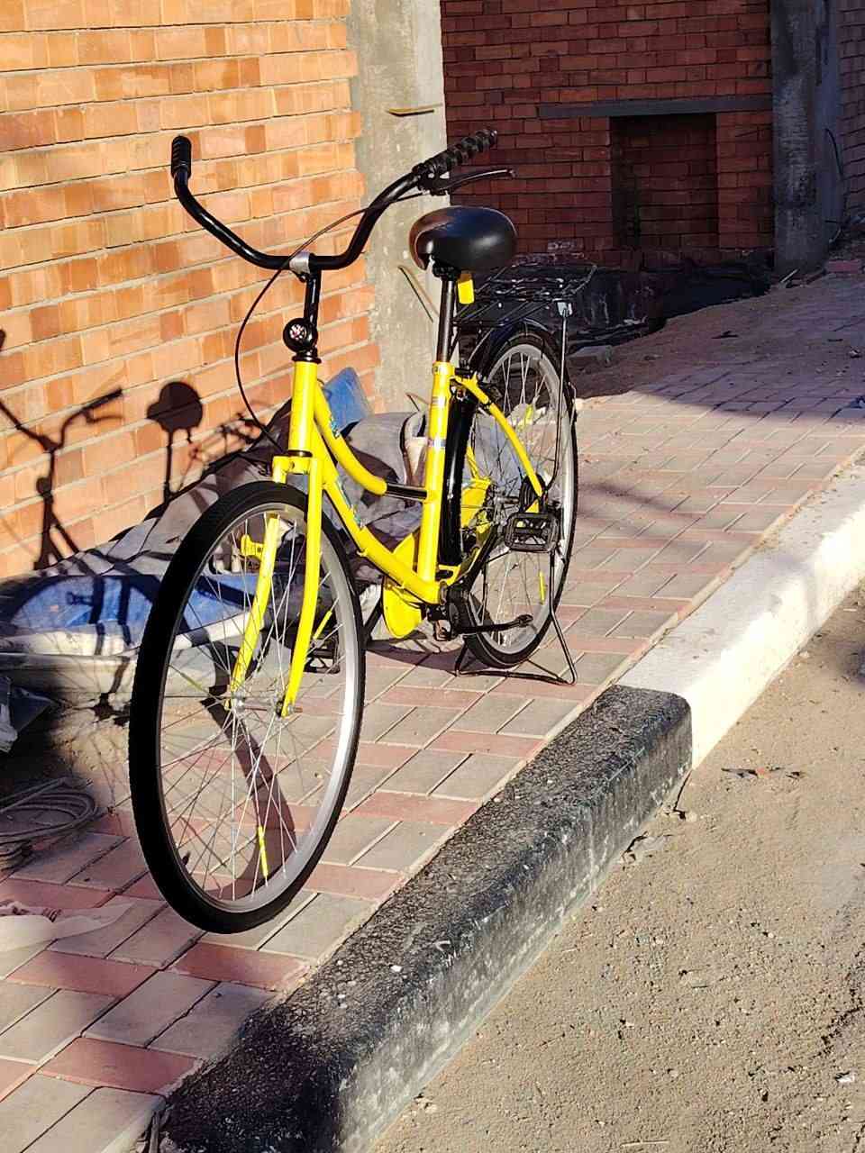 للبيع بايسكل بطه حجم 26الون ليموني 💛
شخوط قليله مال حاويه مكاني كربلاء انتفاضه الثانيه قرب محطه سما كربلاء السعر 100وبيه مجال الطيبين للاستفسار رقم هاتف *********** موجد وتساب
