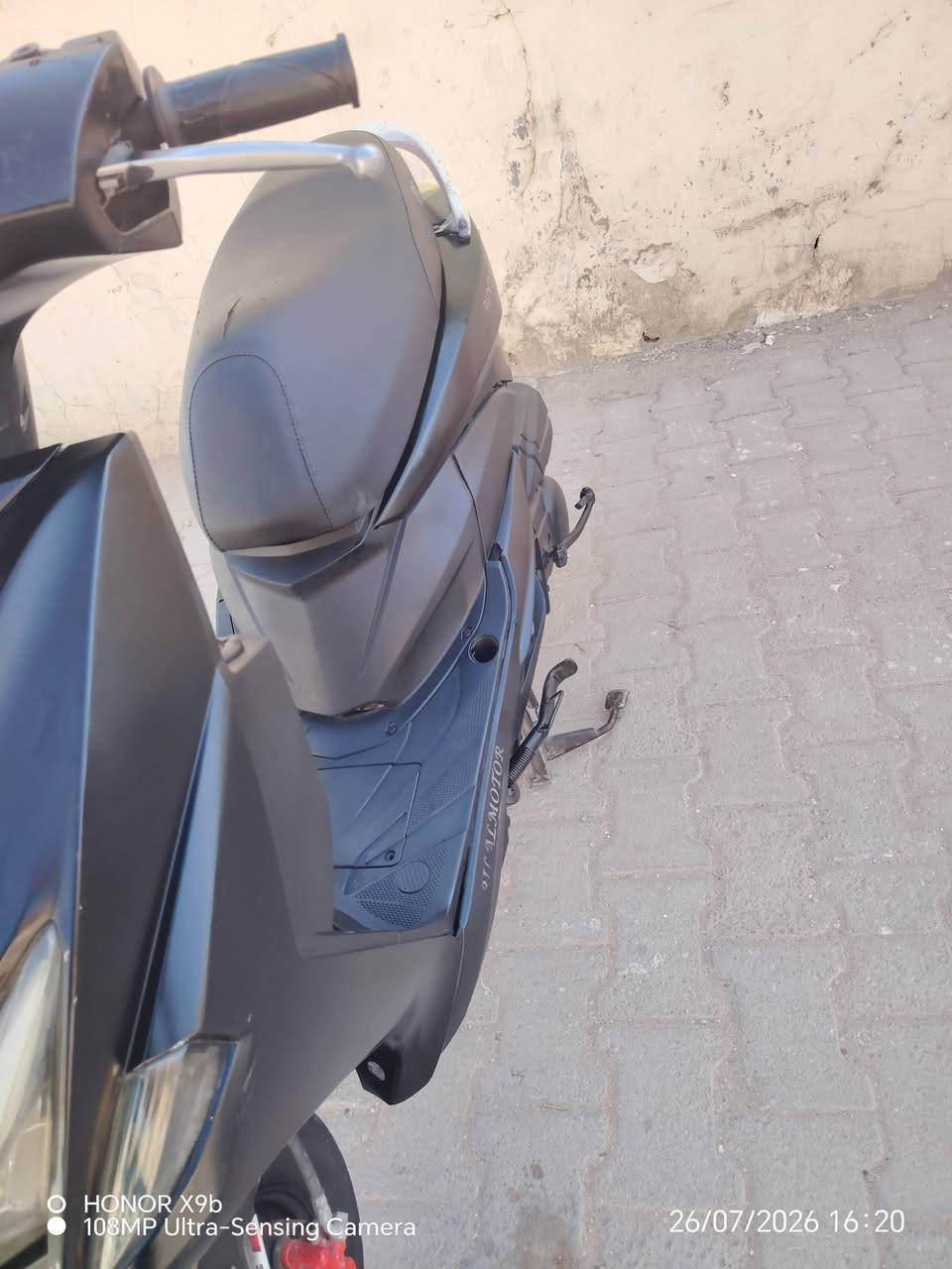 دراجه سكنس ياباني ما مفتوحه أحلى من الصور *********** سلف اشاير لايتات شلعه معدل سعرهه 350 ييه مجال
