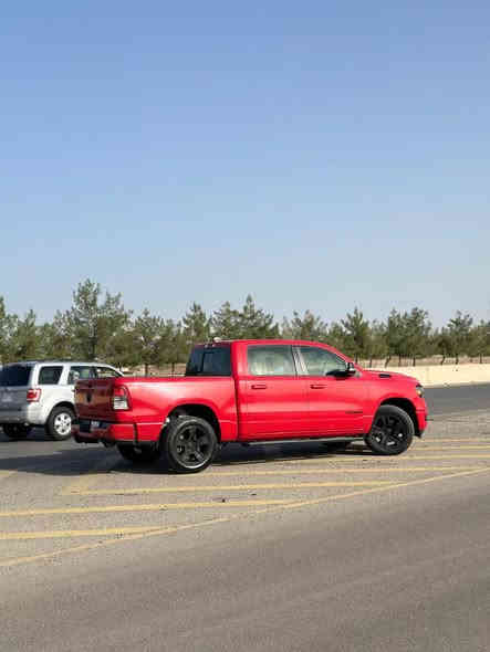 دوج رام 2022 8سلندر
سلام عليكم 

دوج رام مديل 2022

بيك هورن باب قصير بدي طويل محرك 8سلندر 5.7 رقم بغداد 

باسمي مكان بغداد 

رقم  ***********

صور الحادث والسونار بالمنشور
