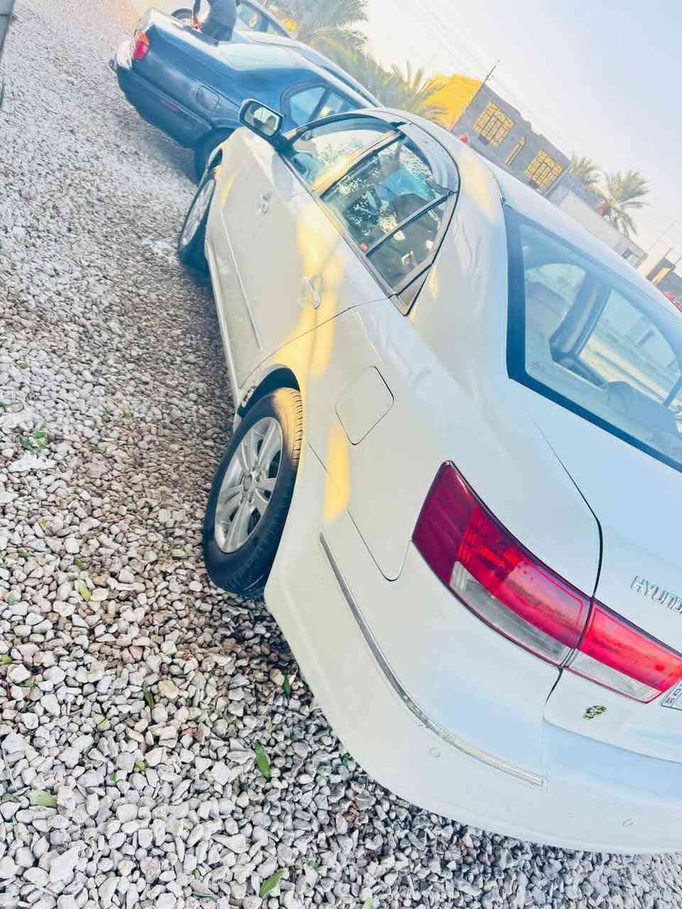 السلام عليكم سوناتا2010 خليجي محرك
2400 الدوش المرغوب فتحه و تحكم واشاير بالمري وبلاجكتور ولايت زنون وصدر جديد امامي خلفي تبريد ثلج وتدفئة سياره خير من الله ماتصرف ربع عليهه رقم اربيل وتحويل ثاني يوم
والسياره مذكور سانورهه مذكور بالمنشور باوع السونار وخابر
والسيارة اتكفلك من كصه وجفيه وكلبه. 
#واني مكلف بالنشر    ( السعر 100 وبيهه مجال قليل حك الجيه)

الرقم /*********** متواجد رصيد واتساب

الرقم/*********** متواجد رصيد واتساب
