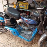 مطور شحن لبيع جديد بطاريات شرط الفحص عقل جديد فقط يعوز سكريتر وحساس مل...