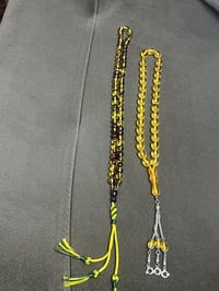 متاح سبحتين للبيع كلمن وسعره وحده بيهه حشرات ٠٧٧٣٢٢٤٤٠٠٤ واتساب