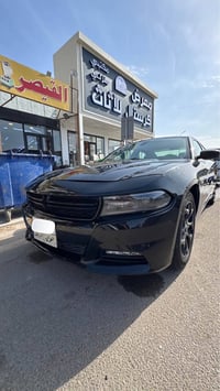 تشارجر SXT • V6 • ٢٠١٩