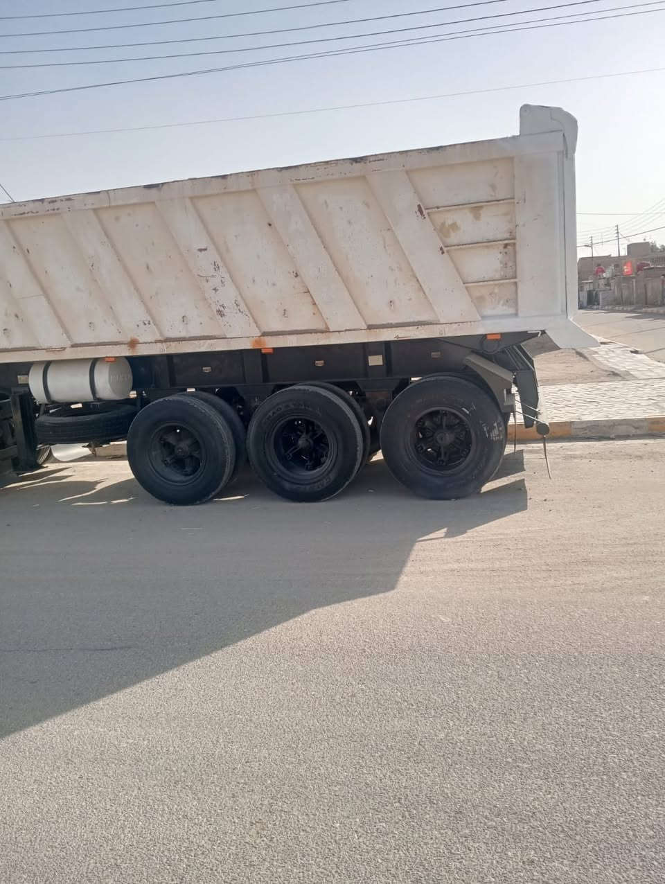 السلام عليكم مان موديل 2008 مكان ذي قار السيارة نظيفة جداً الاتصال علئ هاذا الرقم ***********
