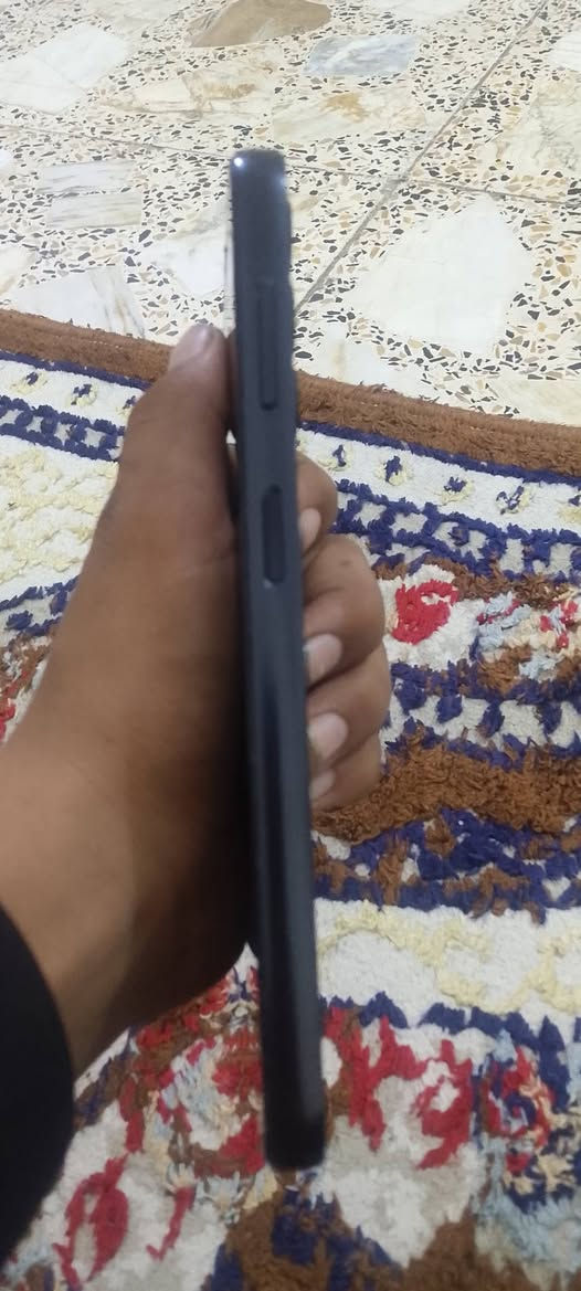 سلام عليكم جهاز a16 جديد ما مفتوح ابد ملحقاته موجوده فقط شاشه متفطره وضهر شوي حامي سعره 75 قفل مكان بغداد الشماعيه ***********
