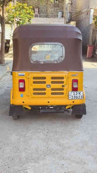 السلام عليكم تكتك موديل (20)شهر ال (3) كفاله عامة رقم وسنوية وبسمي وتحويل ثاني يوم اني لاابيع والااشتري جناي الياخذ التكتك لأصبع لامعجون لاتعمير دوس ولا خياس وصار يومين من شديت مكينة زيرو من المصطفى  مثل ماموضح بالفيديو وإذا تريد تجي هل بيك  مكاني حي اور وهاذة رقمي *********** وعارضها 8700 وبية مجال للطيبين 

ملاحظة / اليحب الحسين لحد يكسر بالسعر 🙏🏻💙
