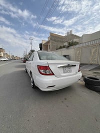 مكينة ميتسوبيشي • جير عادي • ١٨٠٠٠٠ كم