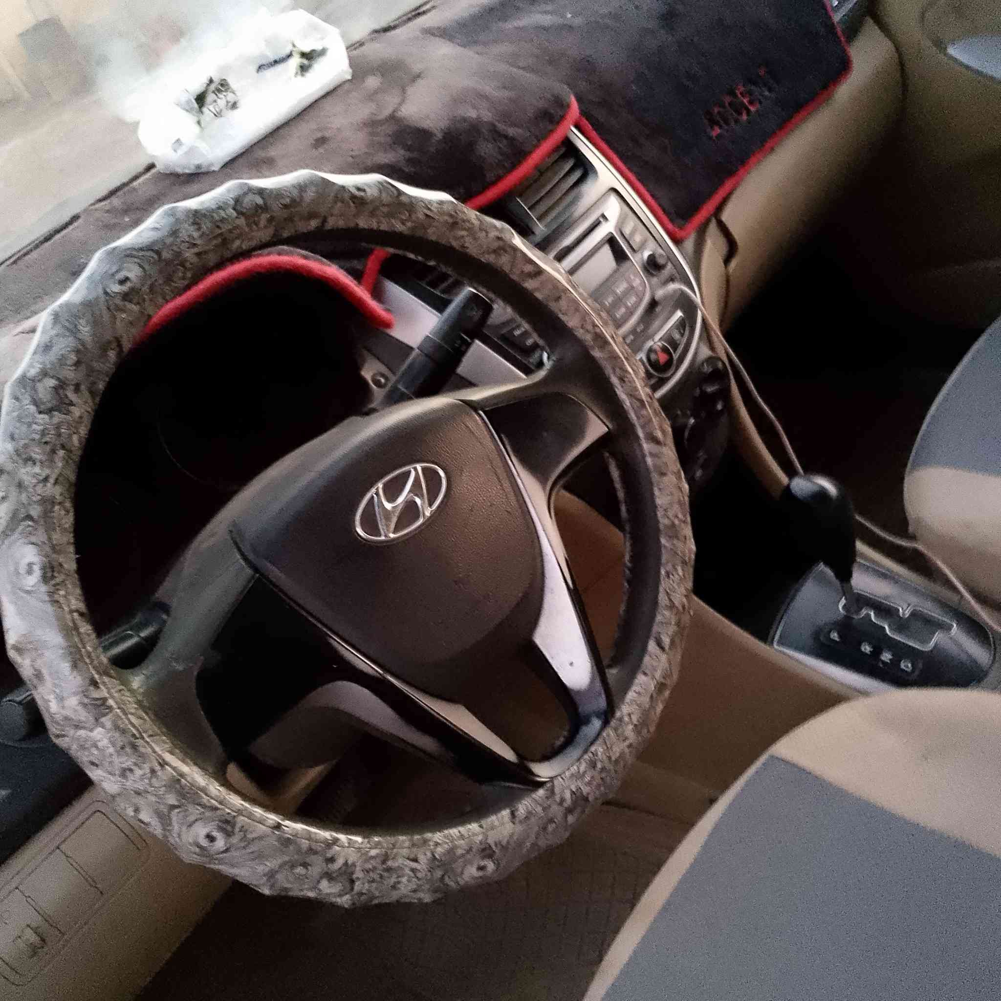 سلام عليكم من رخصة الادمن اكسنت موديل 13 رقم بابل دولي سنويه إلى 30 مكينه 1600 السيارة بيها عركجين القماره مبدل ومكينتها بها صوت مستحقه سعرها 70 وبها مجال أتصل الاستفتار على هذا الرقم ***********
