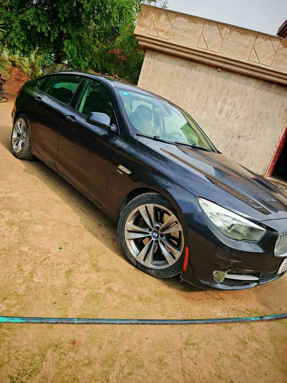 بسم الله الرحمن الرحيم

السلام عليكم  
للبيع او مراوس 

‏ BMW 550i GT  سيارتي 
موديل 2010 
بالعراق1-10                       
اخوان السياره وارد امريكي بدون حادث كلين كفالة ورقم شبه مميز 
المواصفات 
1- ناظور
2- بانوراما 
3- شاشه كبيره
4- دشبول ديجتال
5- اطار حجم 20 تو سايز 
6-بصمة تشغيل وبصمة ابواب 
7- كشنات جلد 
8- تدفئه تبريد كشنات + كشنات كهرباء 
9- محرك8 سلندر تون تيربو سريع صارعشرين يوم من شديته المكينه هيه وتفراعته  بل باكيت والقديمه موجوده هيه وتفرعاته واقتصادي
10- وضعيات قياده متعدده
‏Sport/sport+
11- اوتو هولد 
12- اضائه داخليه لون احمر
13- صندوق كهرباء قطعتين ينفتح
14- حساسات محيطيه
15- كامرة دوارة
16-- تحكمات استيرن كامله
17- استيرن كهرباء +تكييف بالستيرن
18- مرئات جانبية كهرباء وشفط
19- نظام الترحيب عند الاقتراب وتقفيل وفتح السياره اوتو
20-لايتات اماميه داينمك مع الاستيرن
21-اناره داخليه LED 
22- خزن ميموري للسائق و السكن مع الاستيرن ايضاً
23-سيارة ماشيه 70 ميل   
24-صندوك قطعتين كهرباء 
25- بردات كهرباء 3 اماكن للتحكم
اخوان هاي بعض من المواصفات الي اذكره اما كسياره فمواصفاته جدا كثيره  التحويل ثاني يوم السعر135وبيها مجال او مراواس بأقل وتنطيني فرق او مراواس ب X6 هذا رقمي ***********
